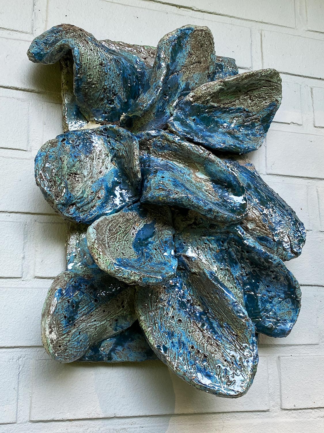 "Orejas Azul" · wall relief · 33 x 22 cm · ceramic 2021
